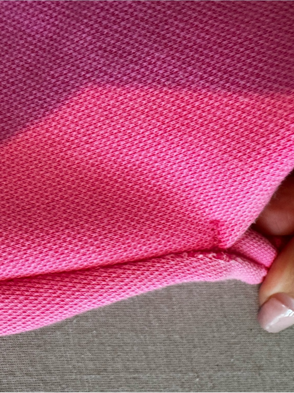 Lilly Pulitzer pink Bermuda shorts with gold button - Picture 6 of 6